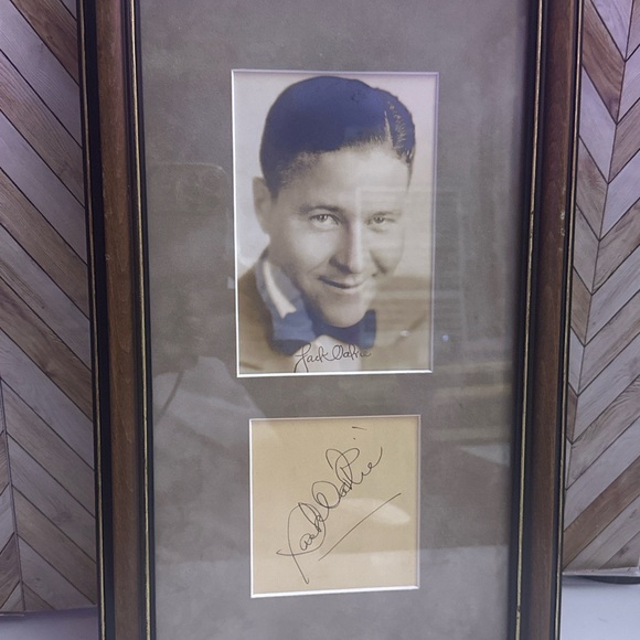 Jack Oakie (1903–1978) American comedic actor autograph and portraitSigned